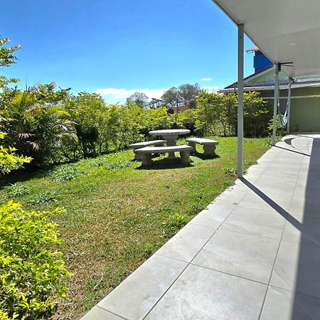 Cattleya Family Hotel Monteverde Bagian luar foto