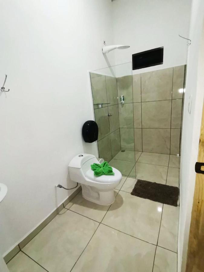 Cattleya Family Hotel Monteverde Bagian luar foto