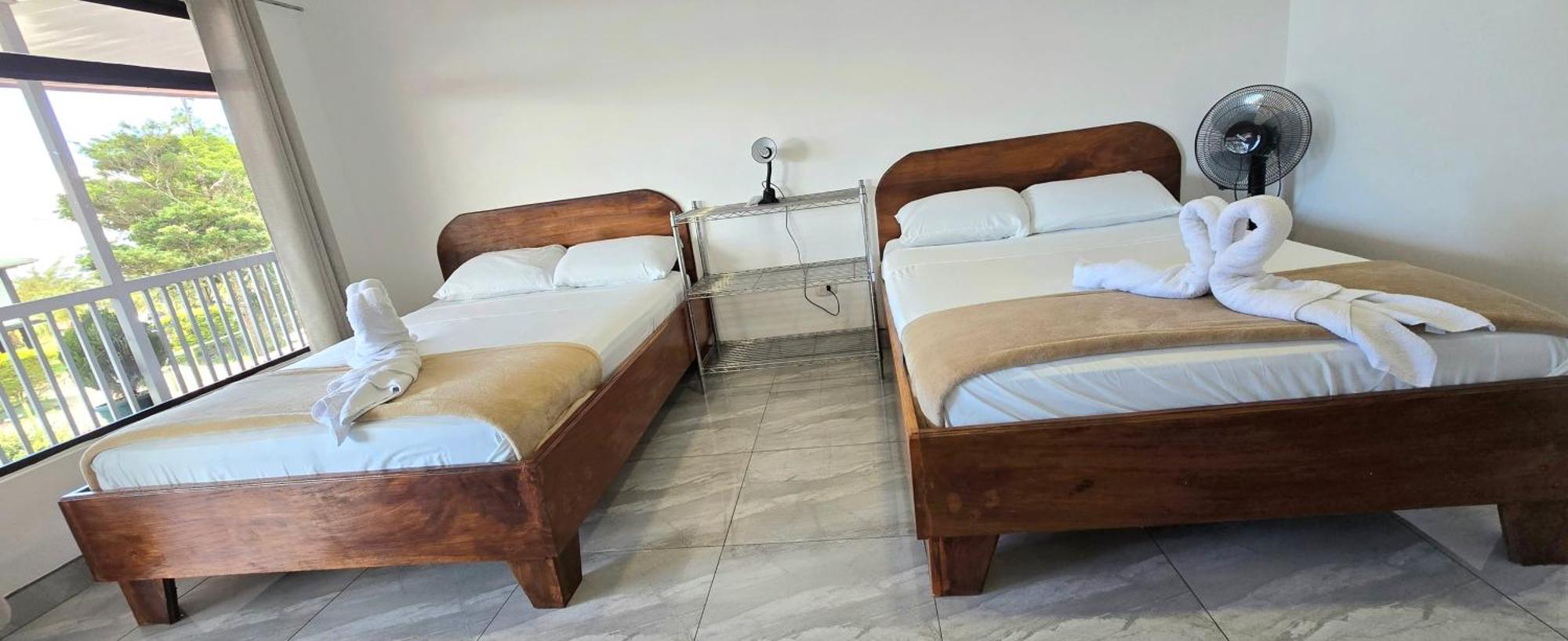 Cattleya Family Hotel Monteverde Bagian luar foto