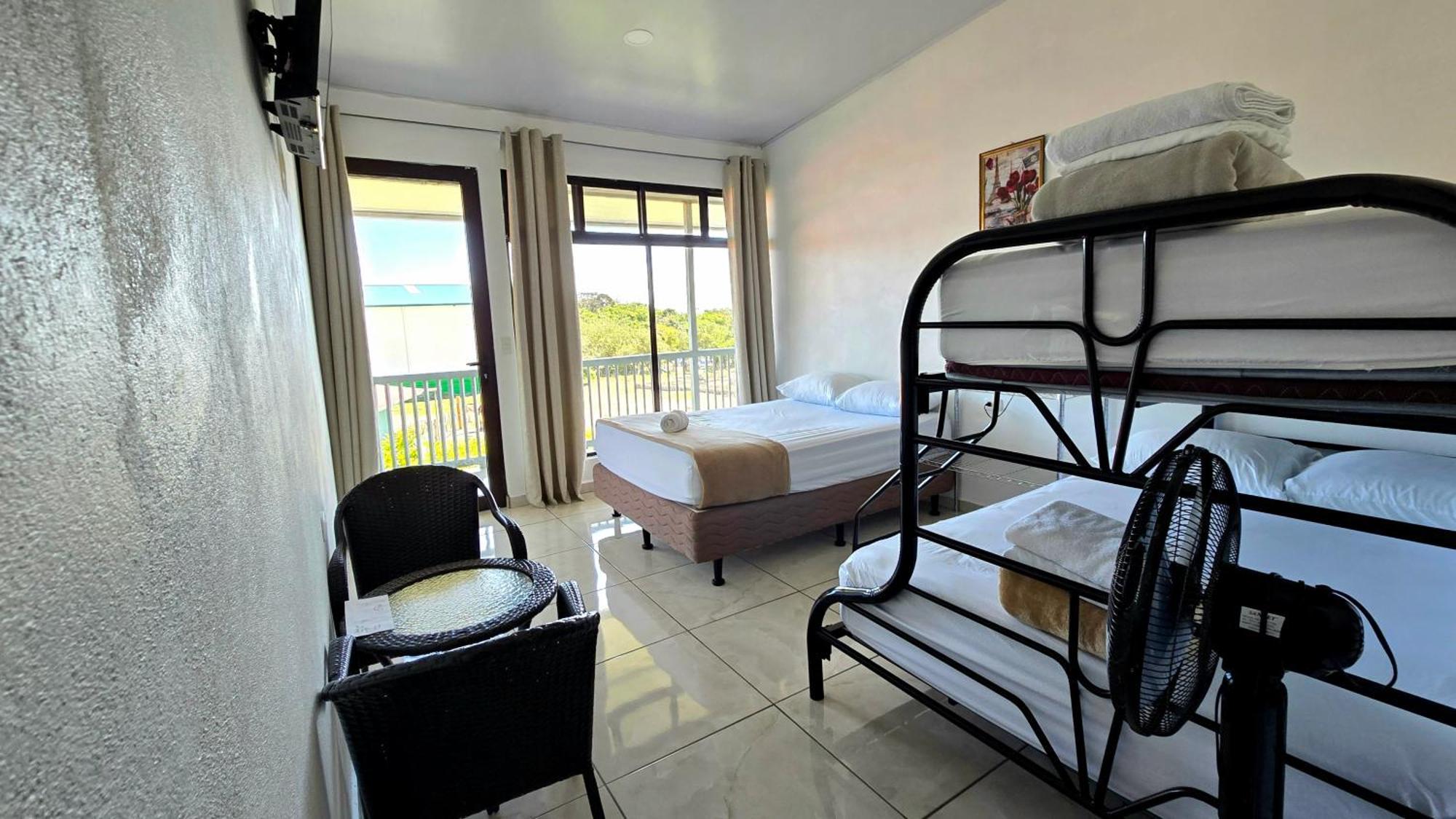 Cattleya Family Hotel Monteverde Bagian luar foto