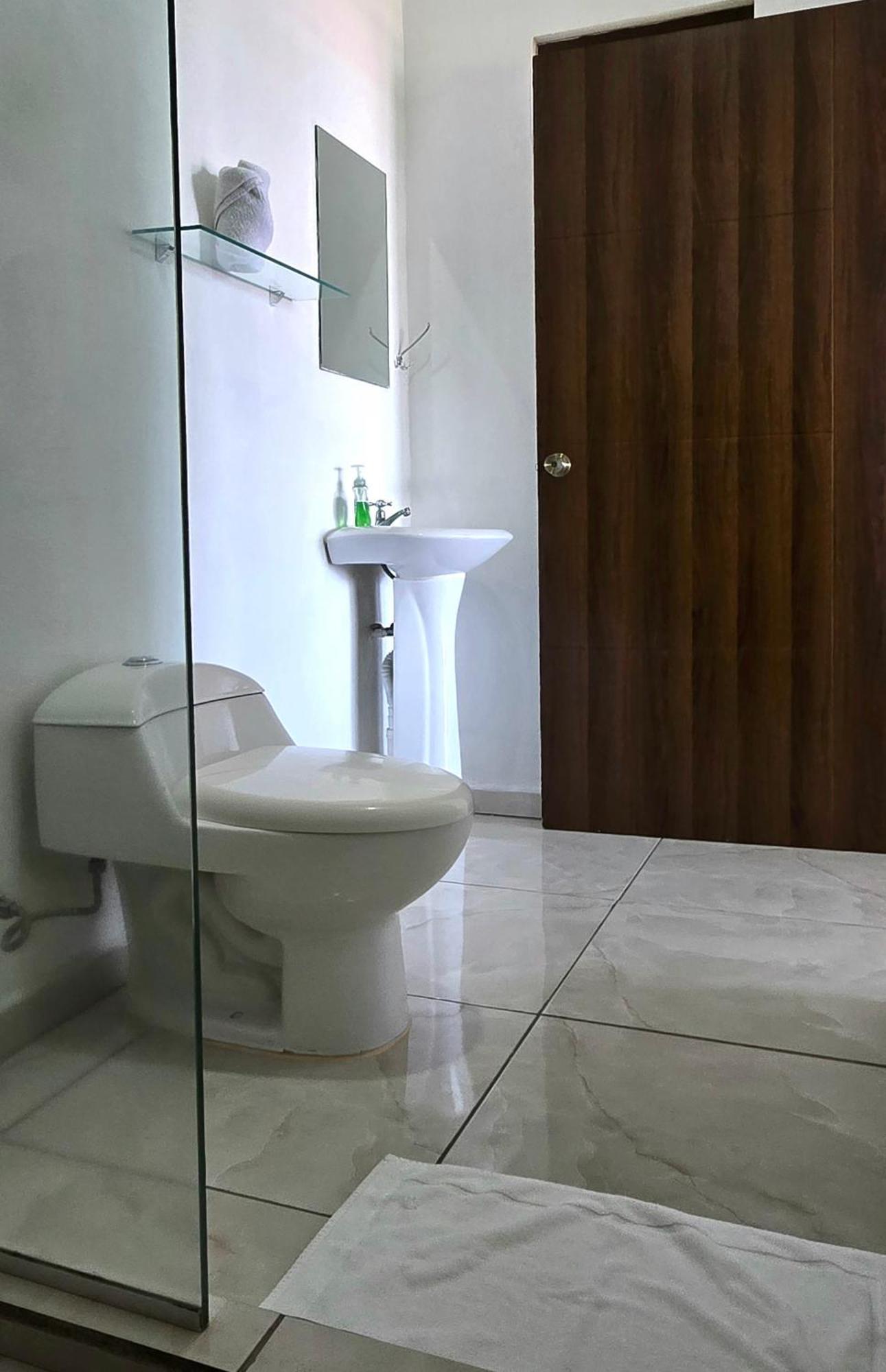 Cattleya Family Hotel Monteverde Bagian luar foto