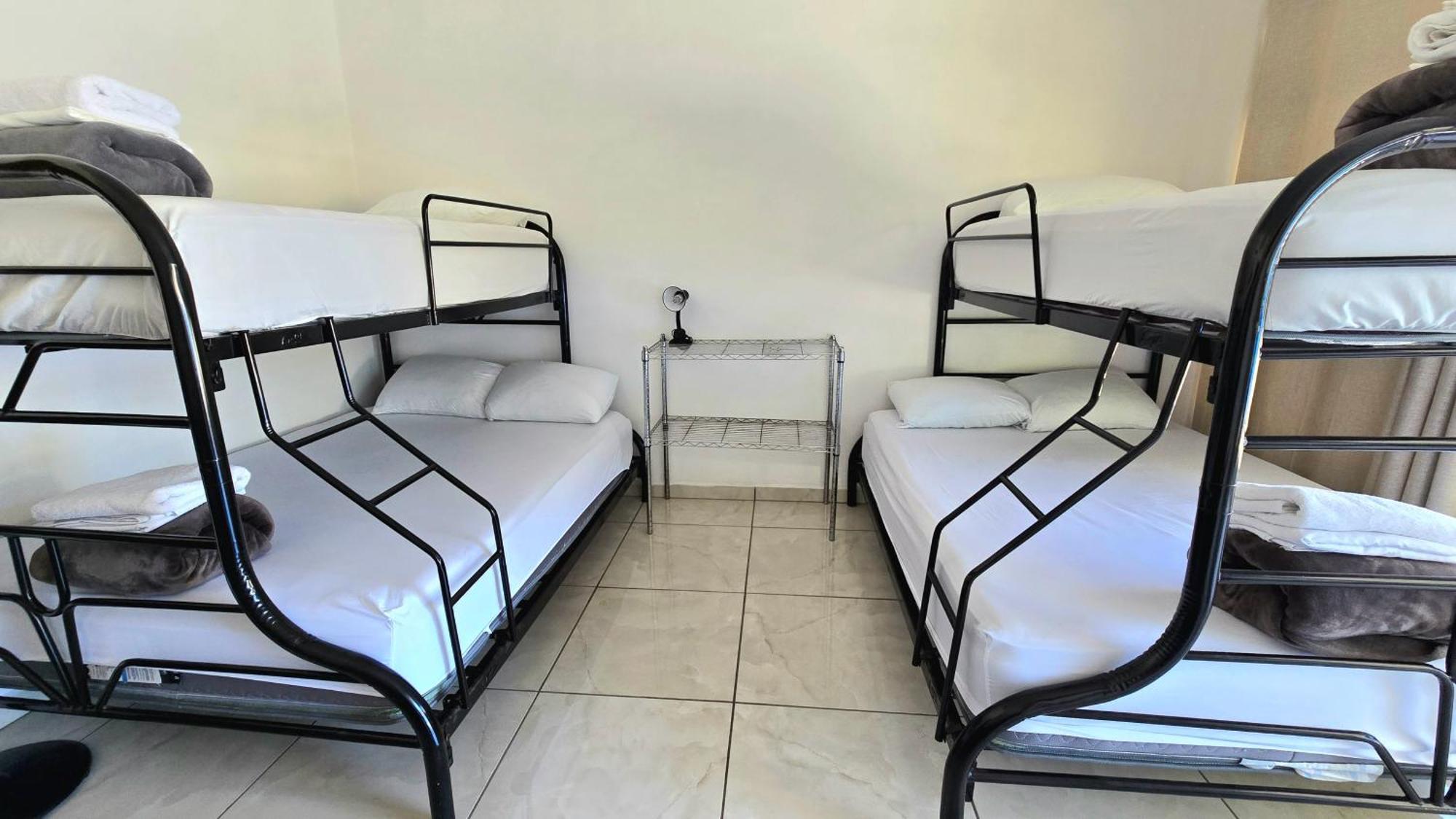 Cattleya Family Hotel Monteverde Bagian luar foto