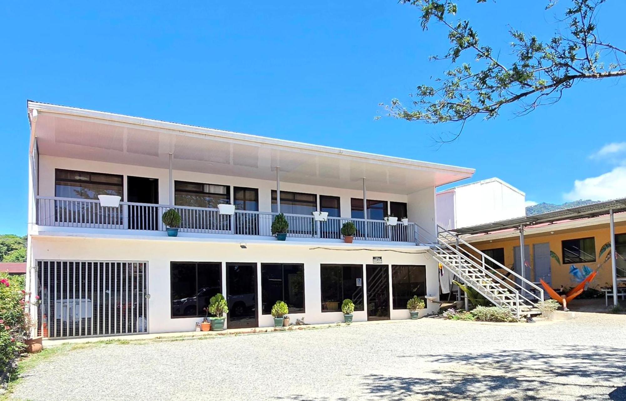 Cattleya Family Hotel Monteverde Bagian luar foto