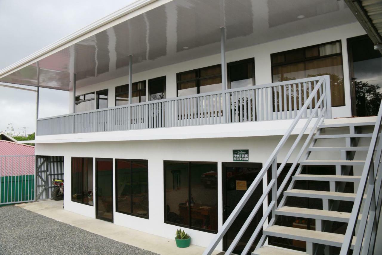 Cattleya Family Hotel Monteverde Bagian luar foto